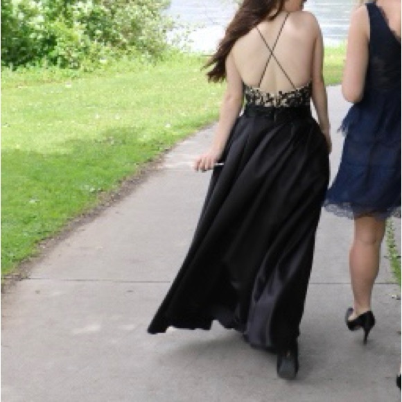 Angela And Alison Grad Dress Size 4 - Picture 3 of 4